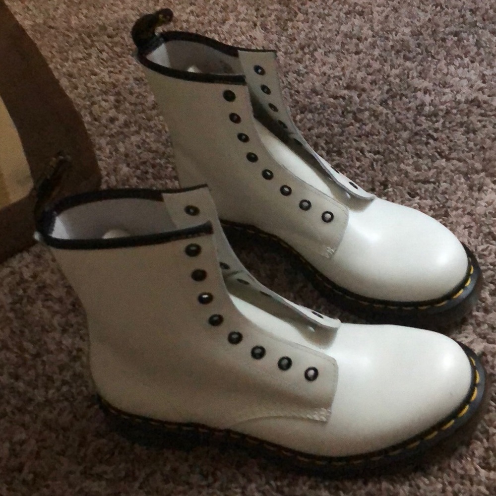 Brand new never worn white doc martens